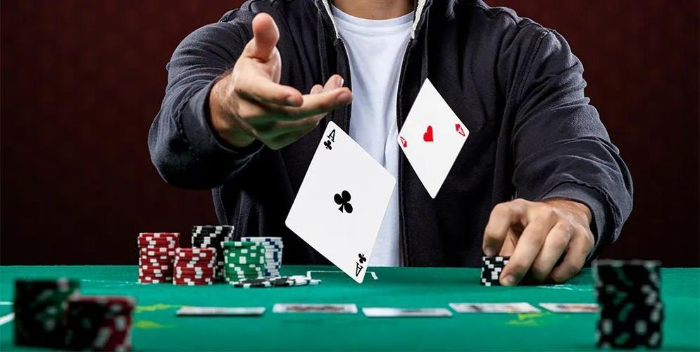 HHpoker鲨鱼俱乐部加入